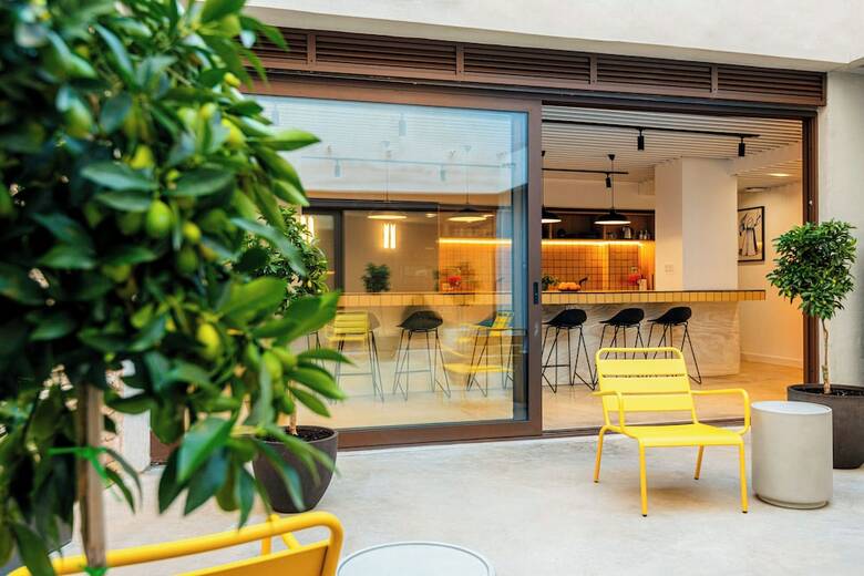 Hostal Colo Colo. The Smart Hostel Valencia