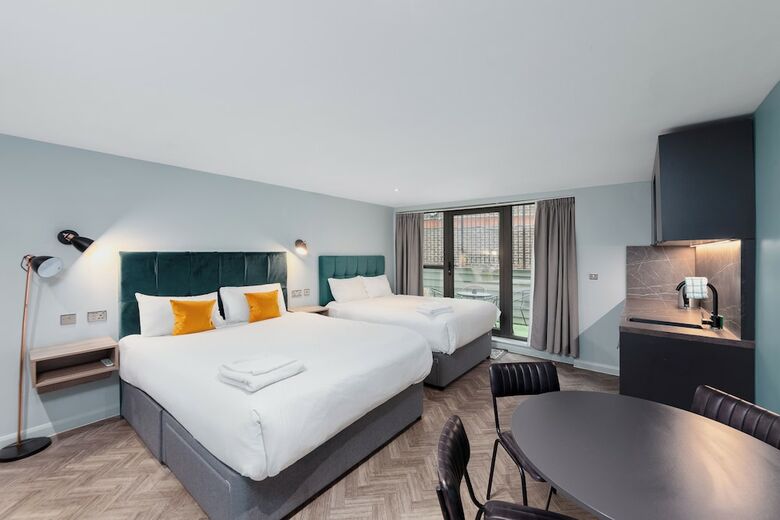 Apartamentos Aptel East