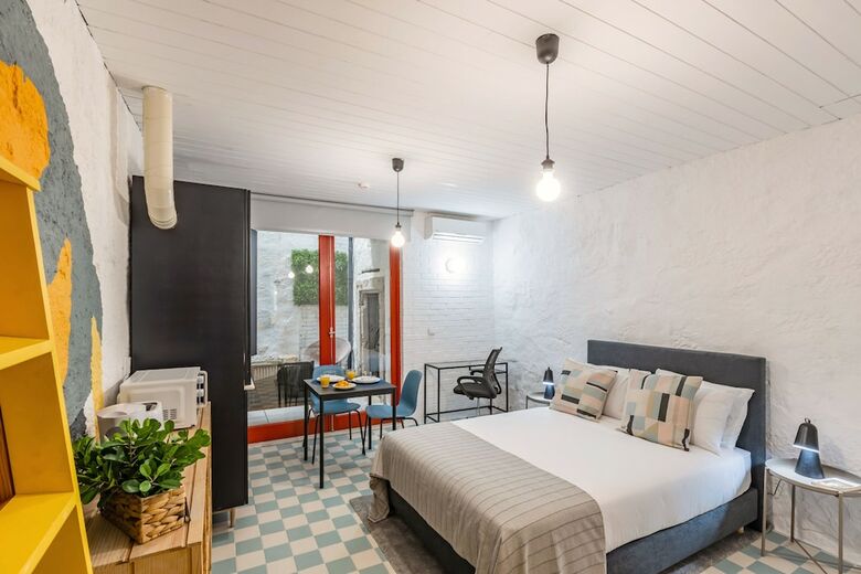 Apartamentos Victorias Studios - Cl�rigos