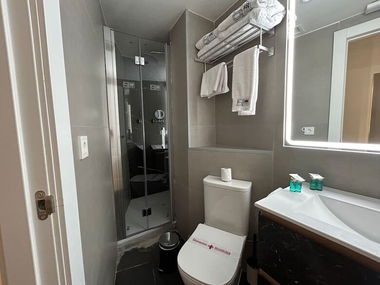 Apartamentos Bibo Suites Palacio De P�rtago