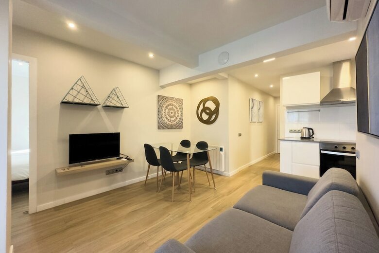 Bebarceloner Apartments San Marti Apar