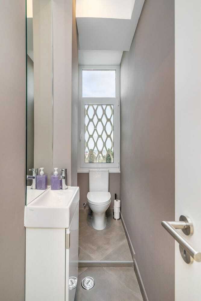 270 Panoramic View Premium Apartment