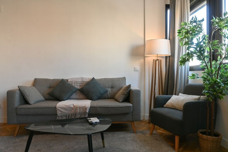 M Sil2 Bonito Apartamento De Dos Dormitorios A P