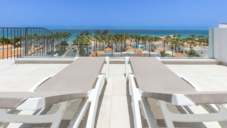 Calm Beach Apartments