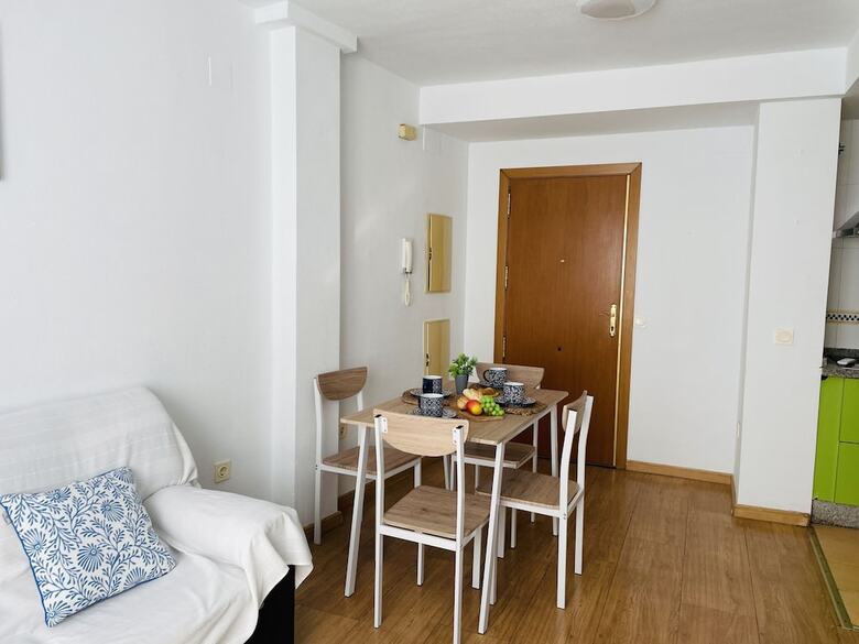 Apartamento Velero En El Ctro De Nerja
