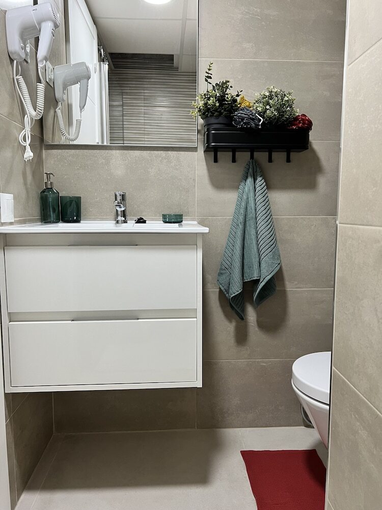 Bnbook Medea Apartments 2