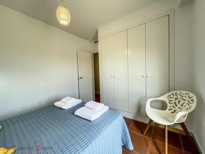 Luxury Front Line Apartment In Isla Canela Beach