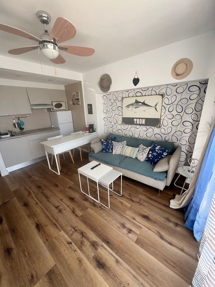 Oceanfront Condo In Playa Las Americas With Sea Views