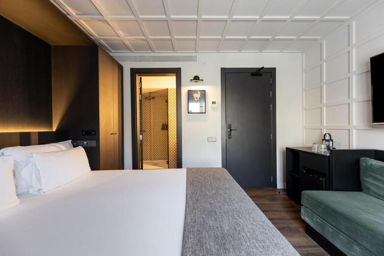 Yurbban Ramblas Boutique Hotel