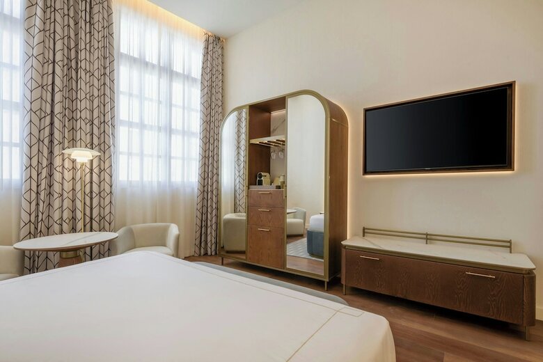Grand Hotel Centenari, Valencia, Autograph Collection