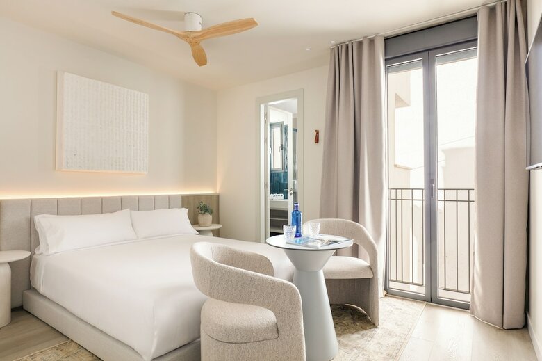 Aparthotel Coeo Frailes Design Apartments