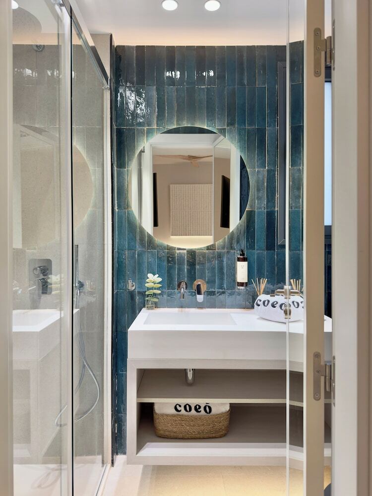 Aparthotel Coeo Frailes Design Apartments