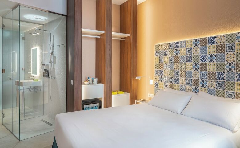 Axel Hotel Valencia ? Adults Only