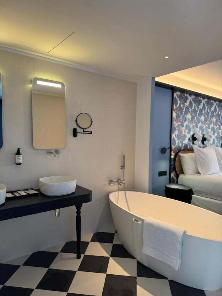 Hotel Divino By Fimedhotels