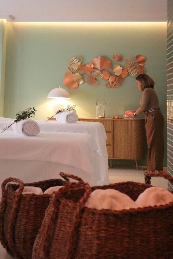 Hotel Divino By Fimedhotels