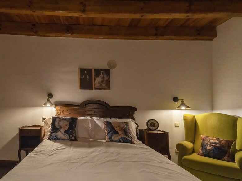 Hotel Hospedium Hoster�a Rural Isabel La Cat�lica