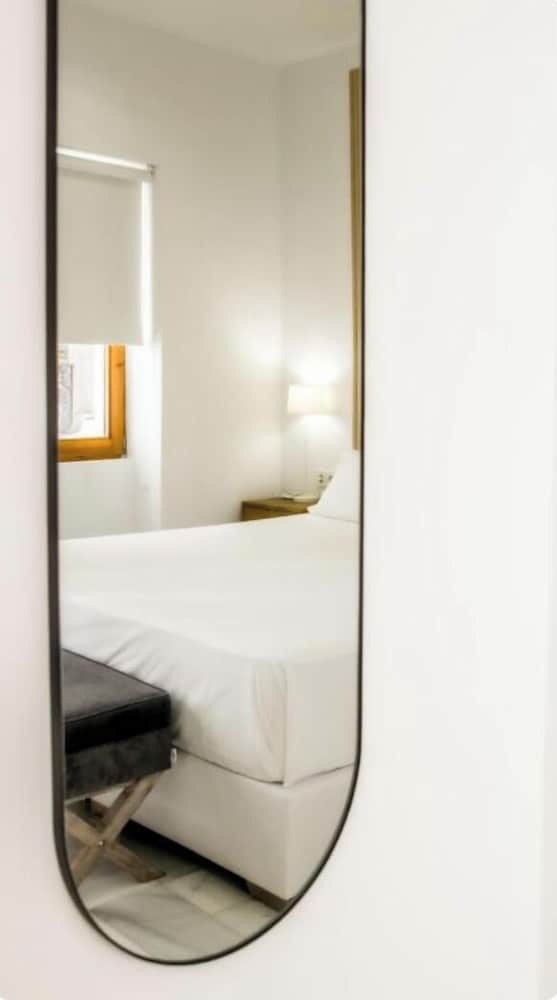 Apartamentos Catalina Suites Downtown Valencia