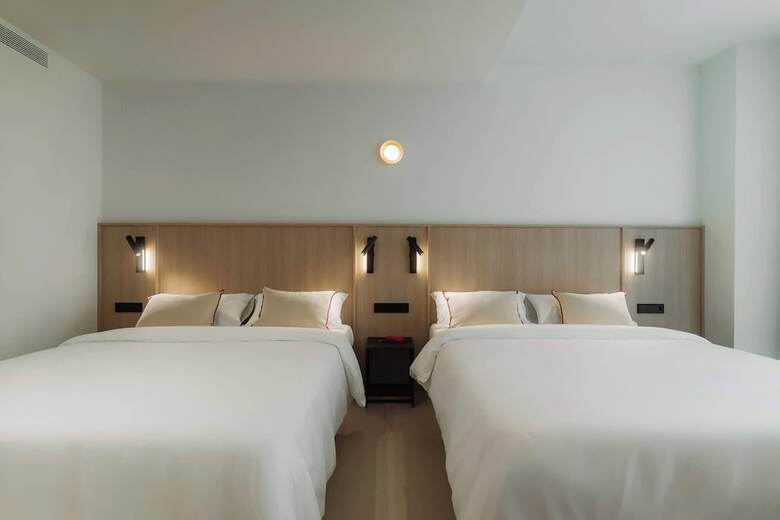 Hotel Design Suites By Olala Homes