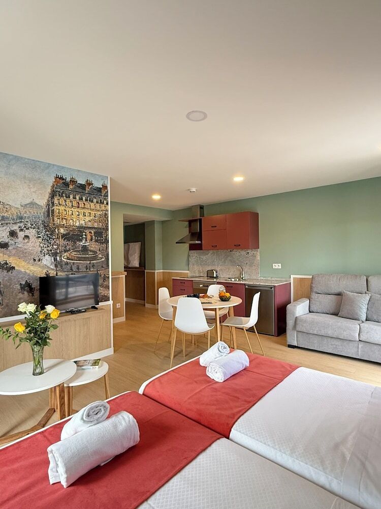 Hotel Luxury Singular Pensi�n Estudios Blue