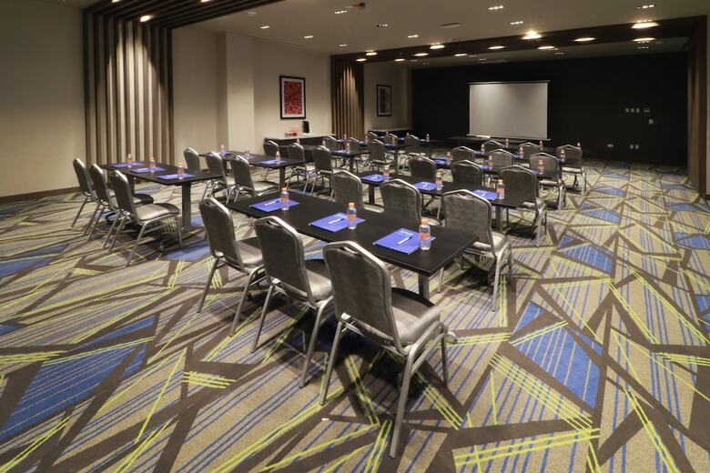 Hotel Holiday Inn Express Monterrey Fundidora By Ihg