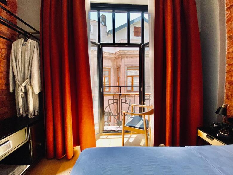 Ruz Hotels