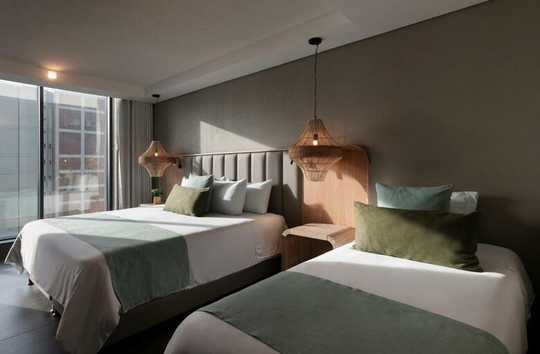 Oz Hotel Collection