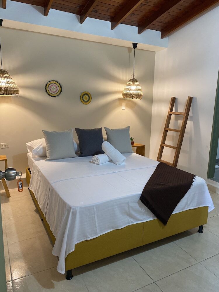 Luum Guest House