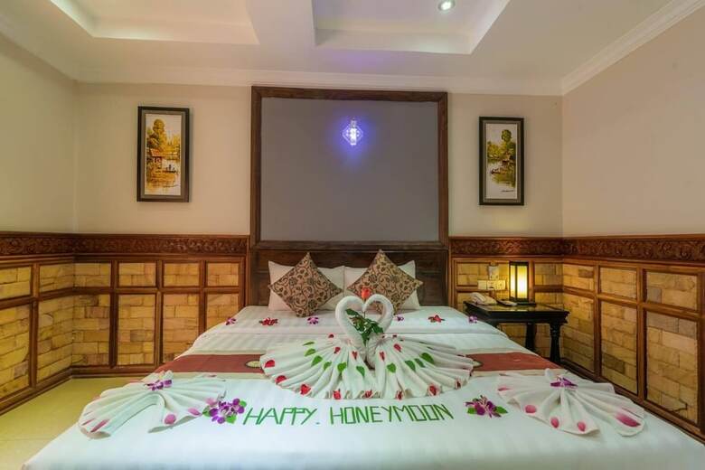 Kings Luxury Hotel