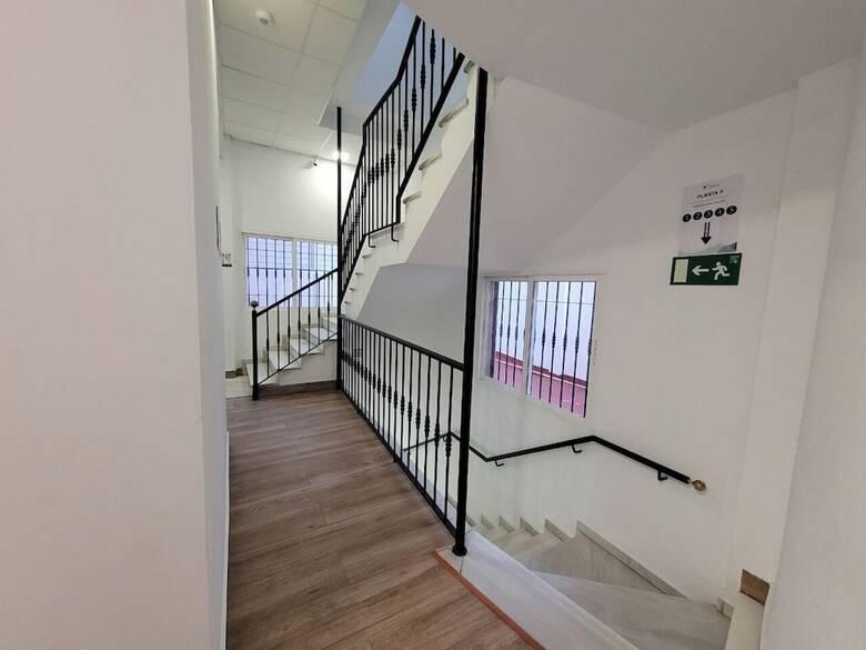 Hotel Ayz Elcano - Auto Check-in Property