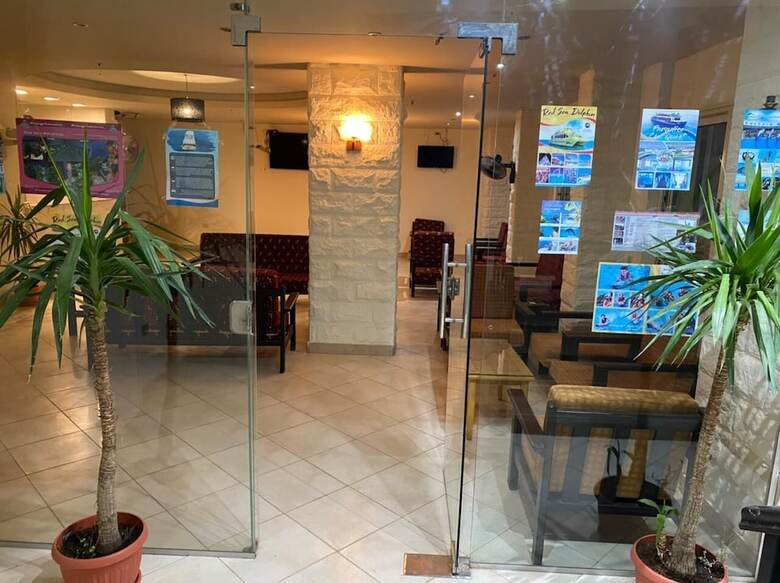 Aparthotel Oasis Hotel Apartments