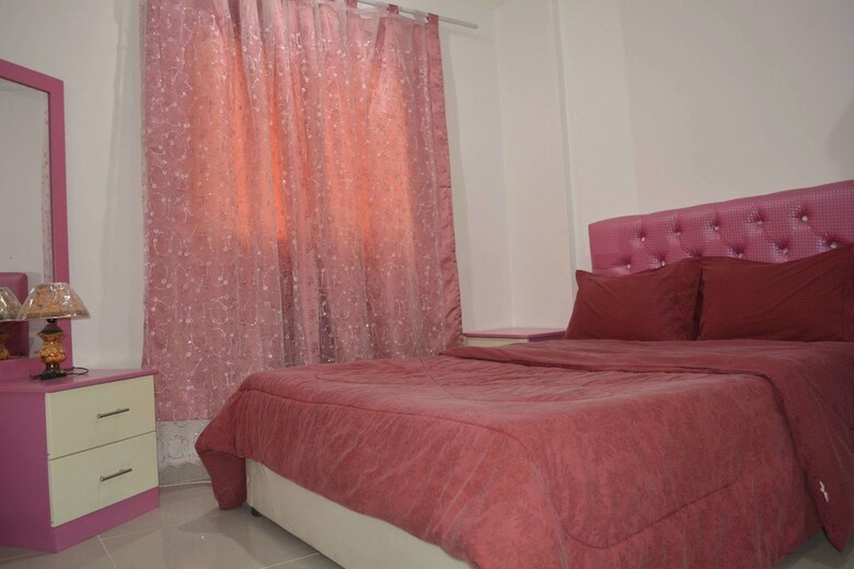 Aparthotel Leader Apartments 1