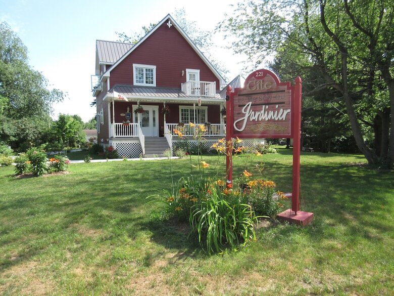 Bed & Breakfast G�te La Maison Du Jardinier