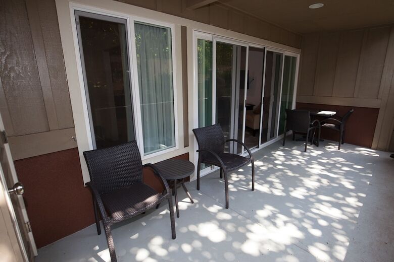 Hotel 2 Bedroom Kauai Vacation Rental