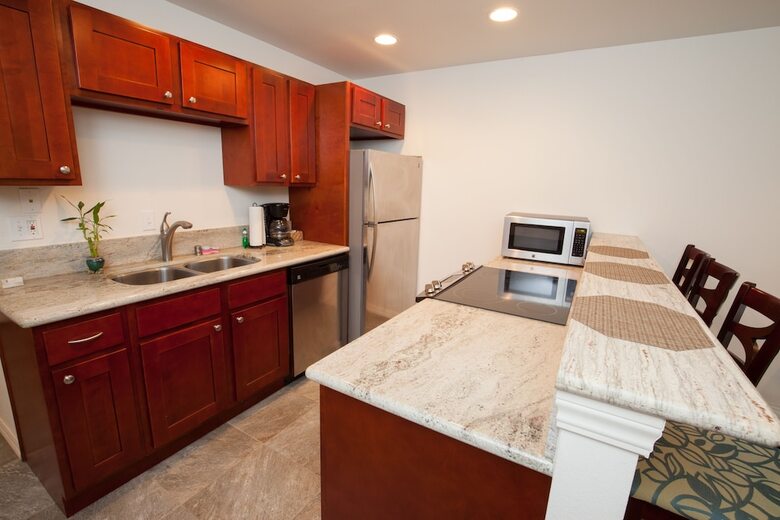 Hotel 2 Bedroom Kauai Vacation Rental