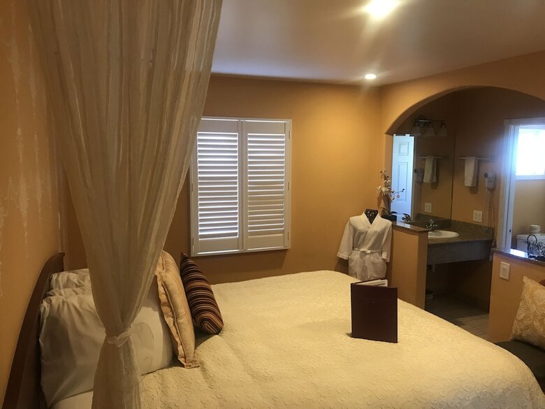 Hotel Chardonnay Lodge