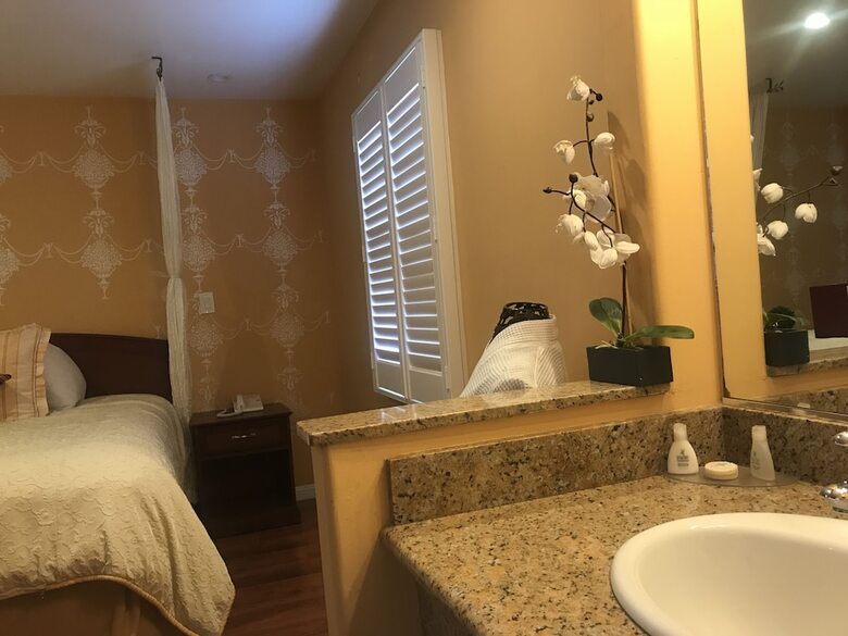 Hotel Chardonnay Lodge