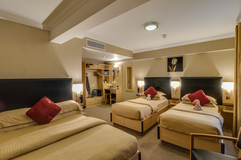 Hotel Academy Plaza