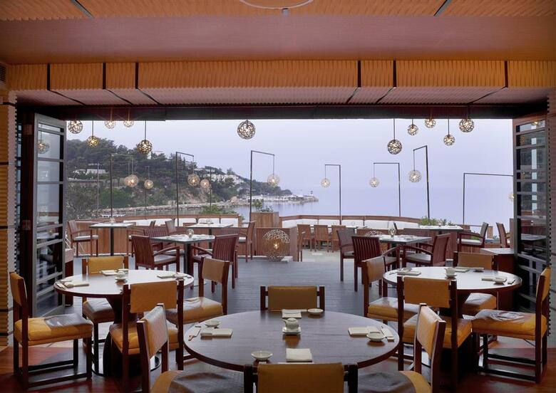 Four Seasons Astir Palace Hotel Athens