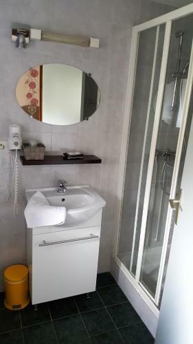 Hotel La Cl� Des Champs