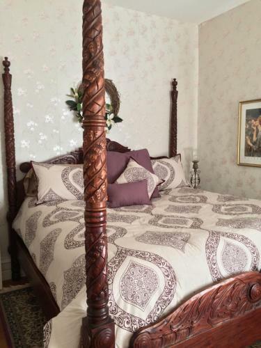 Grand Avenue Bed And Breakfast