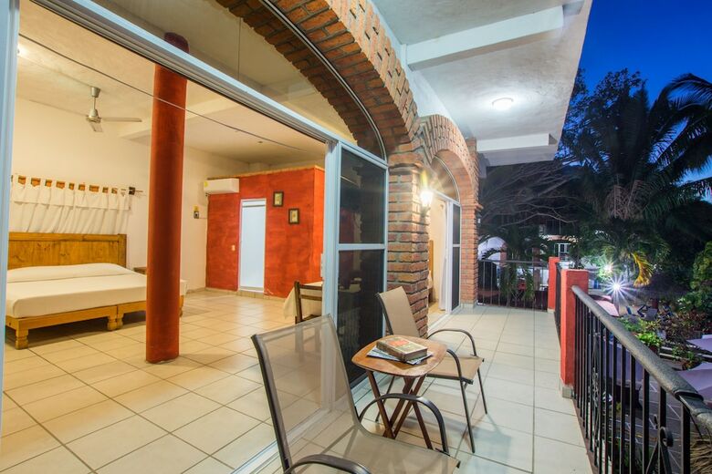 Aparthotel Traditional Sierra Leon Oceanfront Rooms