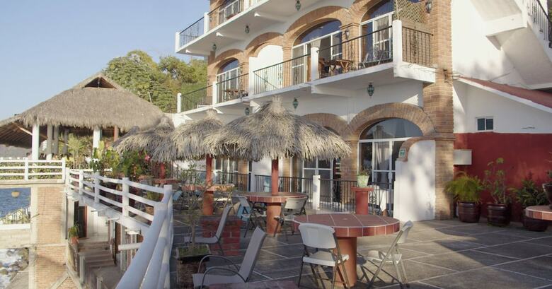 Aparthotel Traditional Sierra Leon Oceanfront Rooms