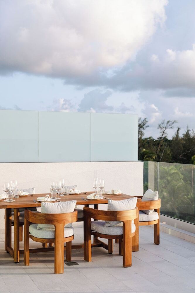 Goldwynn Resort & Residences
