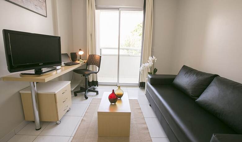 Hotel Premier Residence Hplus Long Stay