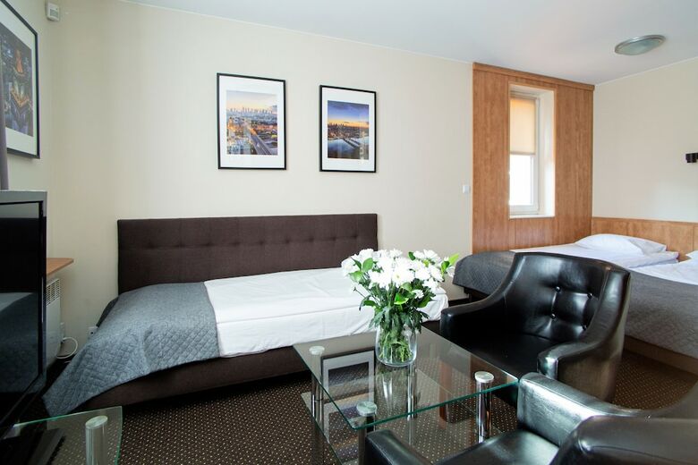 Aparthotel Warsaw - Apartments Apartamenty Sadyba