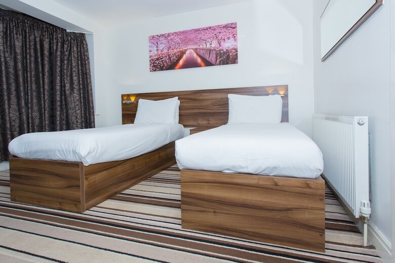 Langley Guest House