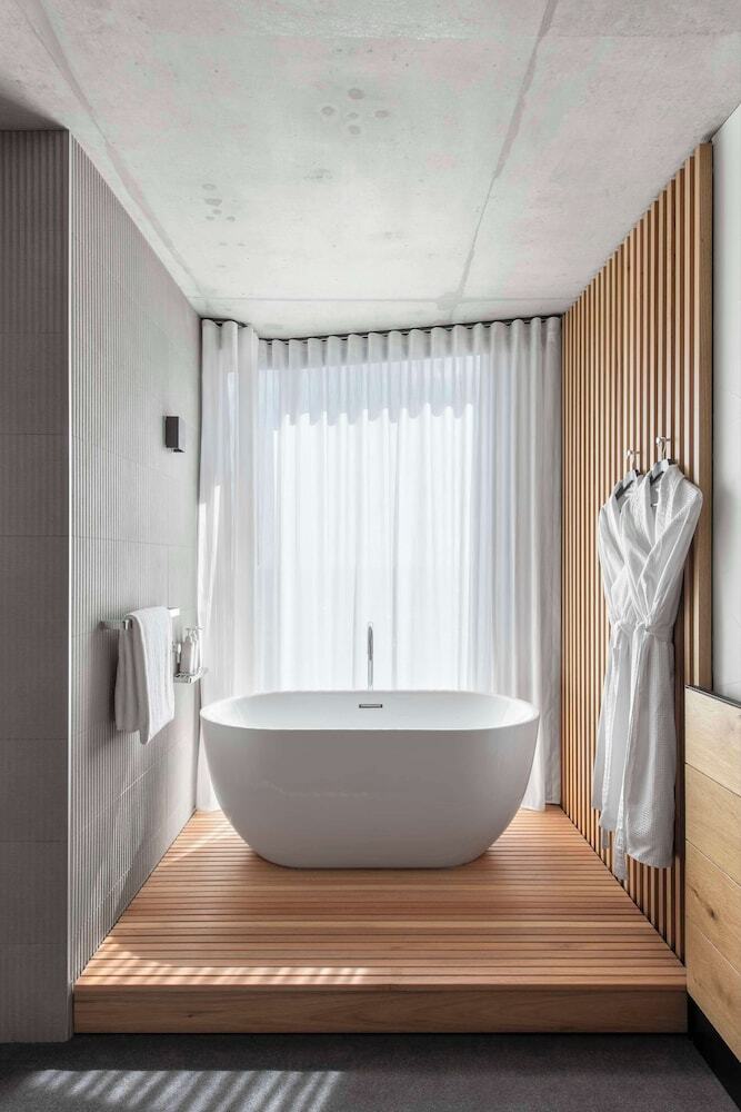Vibe Hotel Adelaide