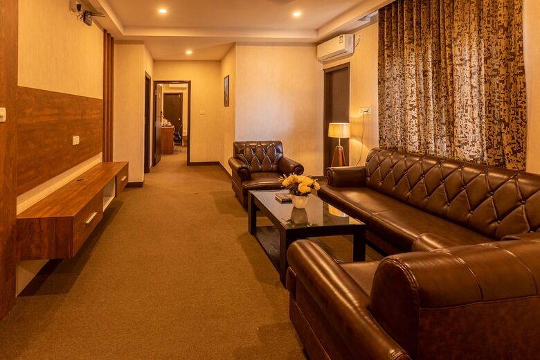 Hotel Vera By Bisque Brookefield