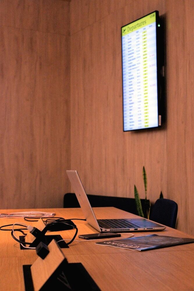 Hotel Air Rooms Rome Airport By Hellosky