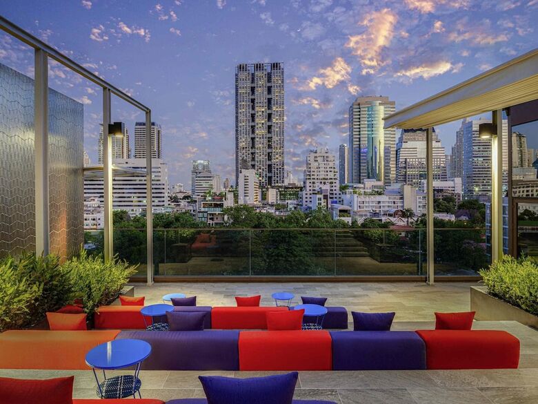 Hotel Ibis Styles Bangkok Silom